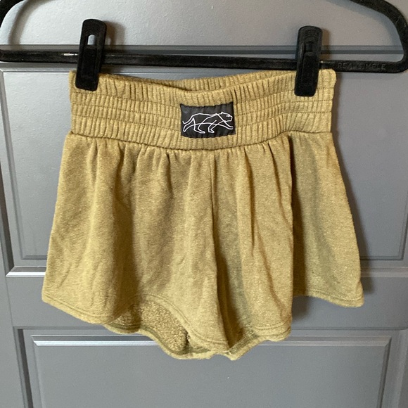 Tiger Friday shorts - Picture 1 of 3